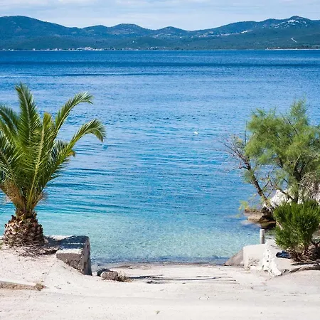 Kameni Dvori Klek